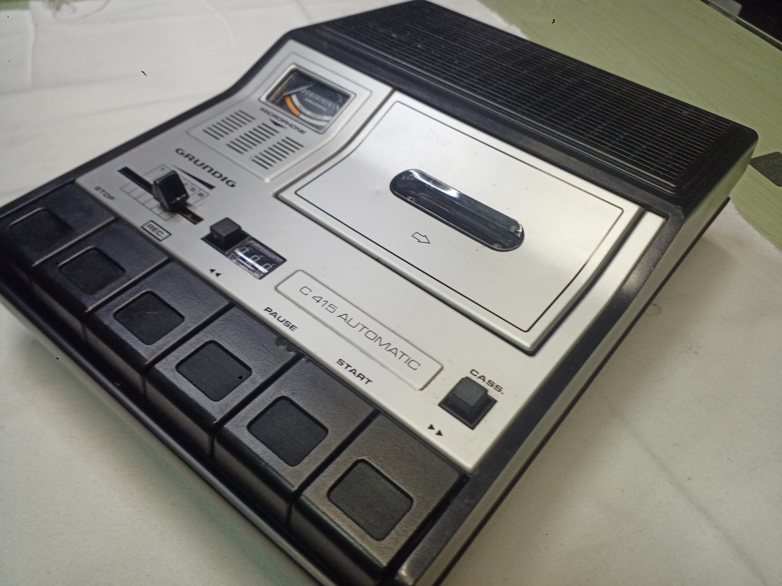 Grundig C230 Automatic - Lecteur Cassette Vintage Des Années 70 (pour Pièces)