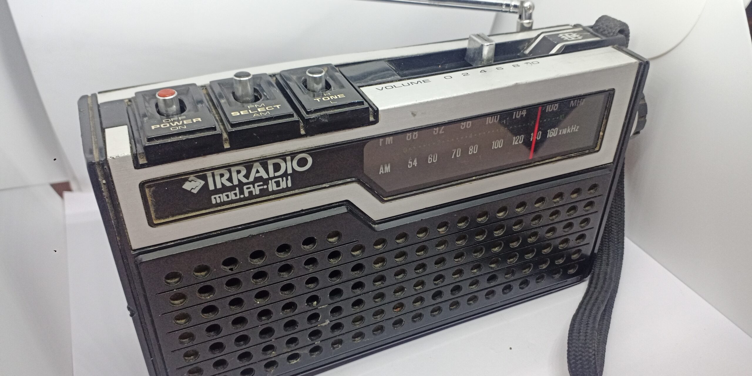 RADIO TASCABILE IRRADIO RF-1011